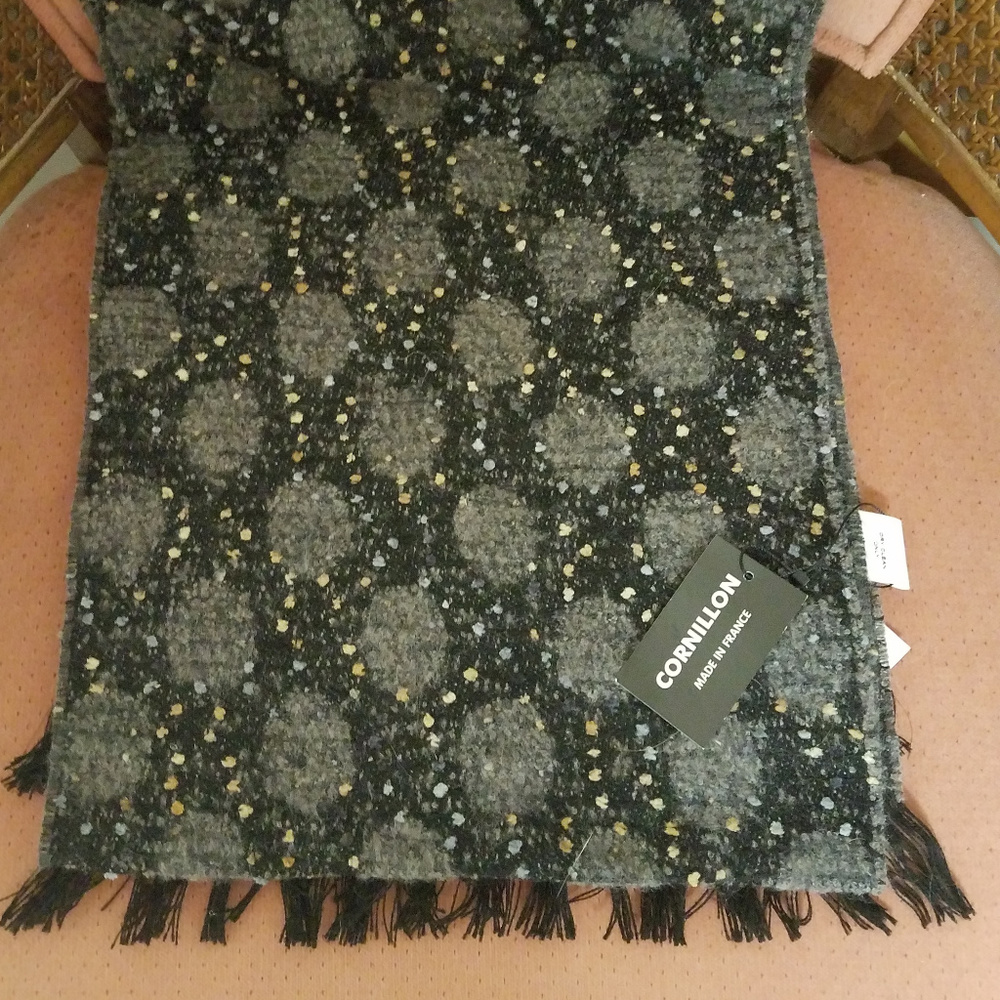 Cornillon Scarf NWT